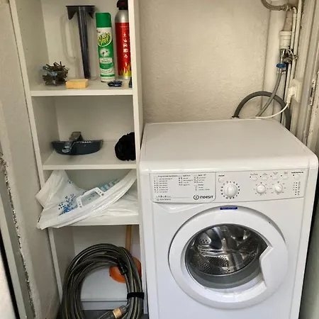 Grand T2 43m2 Plages Du Mourillon * Tolone